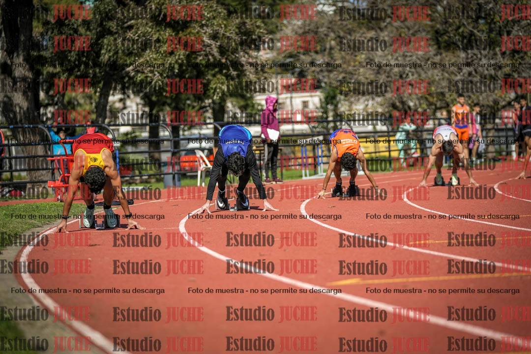 Fotos de los 200 m llanos de varones