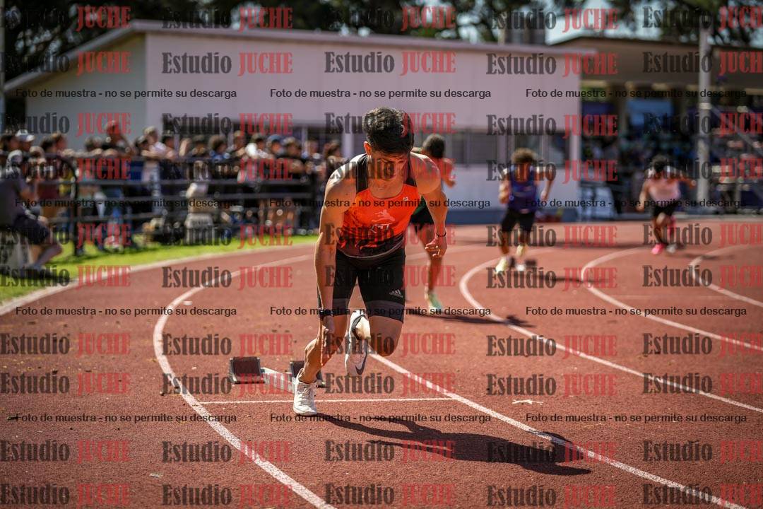 Fotos de los 400 m llanos de varones