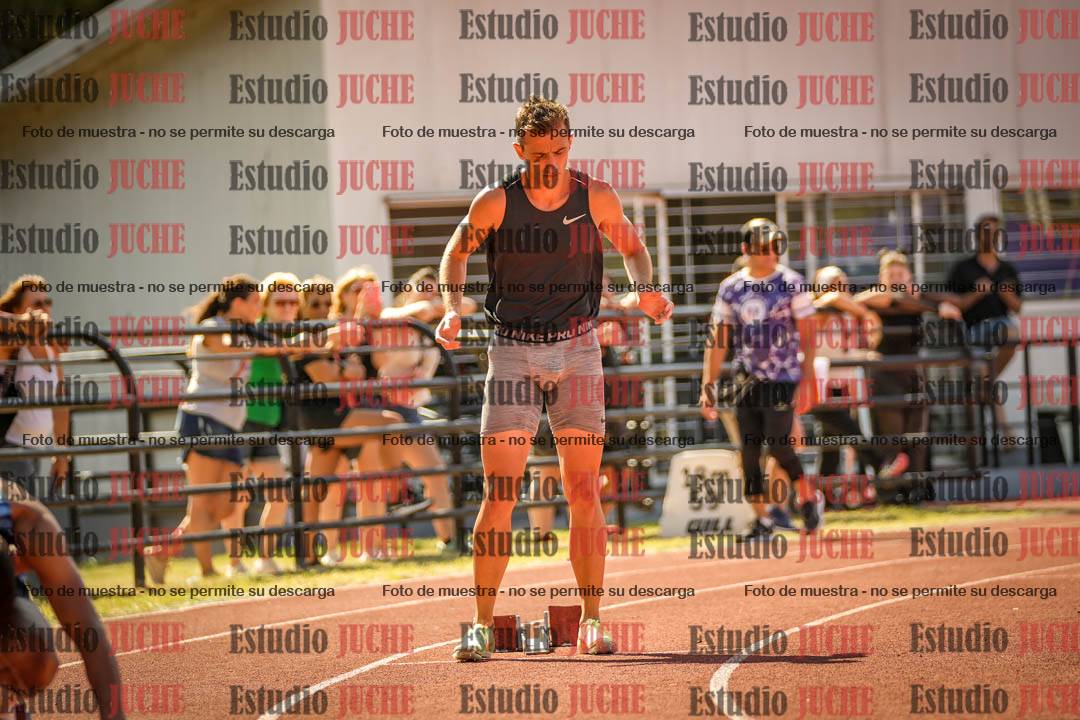 Fotos de los 400 m llanos de varones