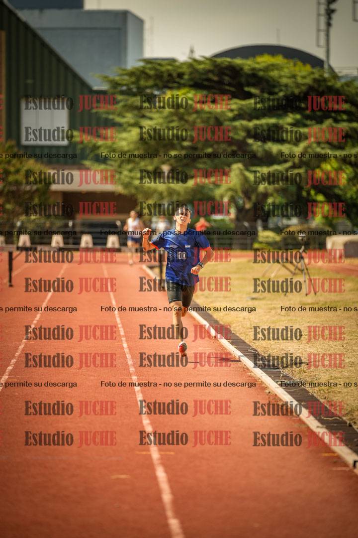 Fotos de los 3000 m con obstáculos de varones