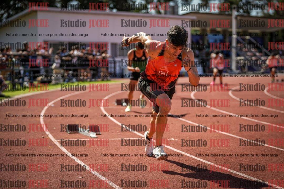 Fotos de los 400 m llanos de varones