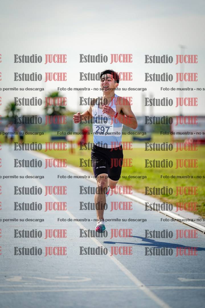 Fotos de los 3000 m llanos de varones