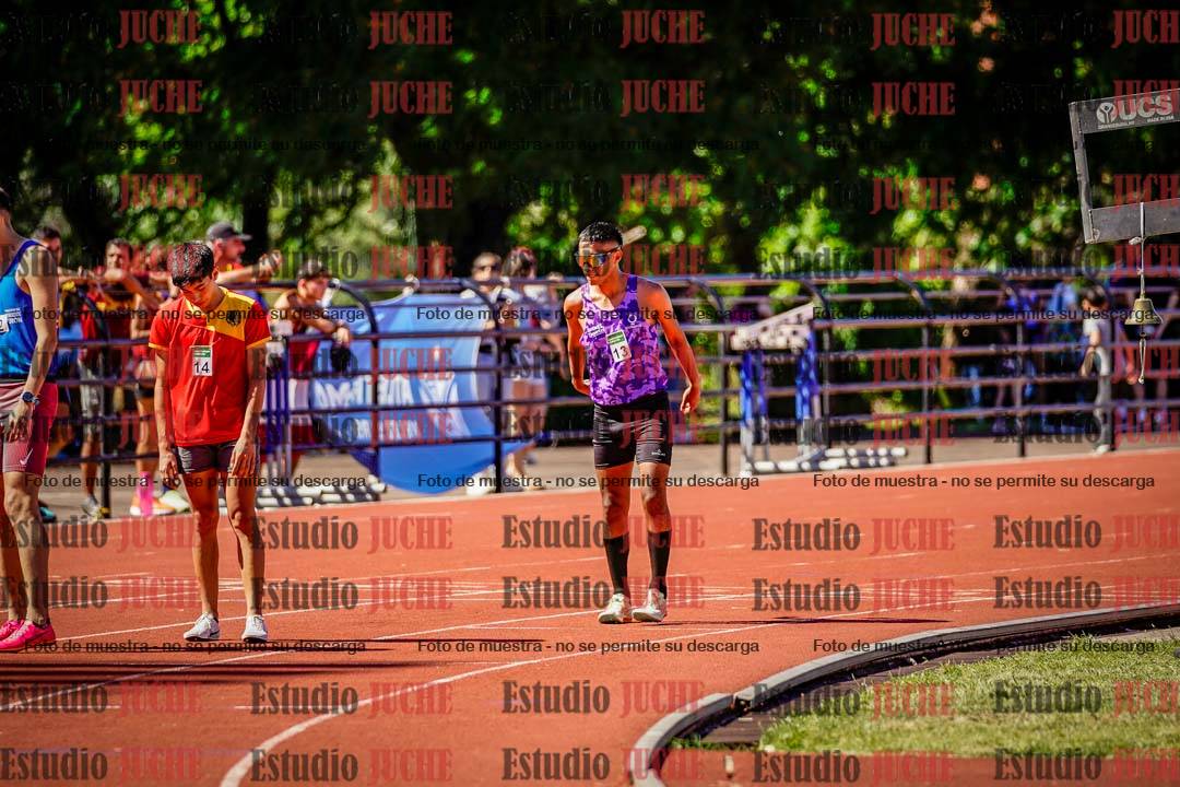Fotos de los 800 m llanos de varones