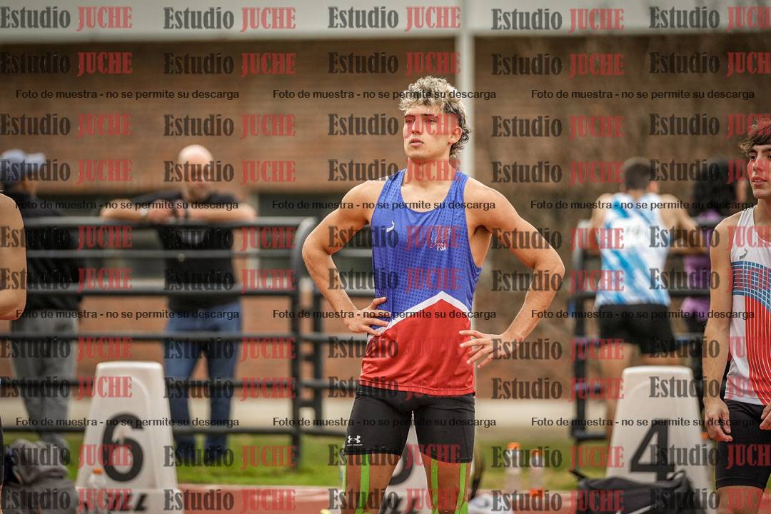 Fotos de los 100 m llanos de varones - FINAL