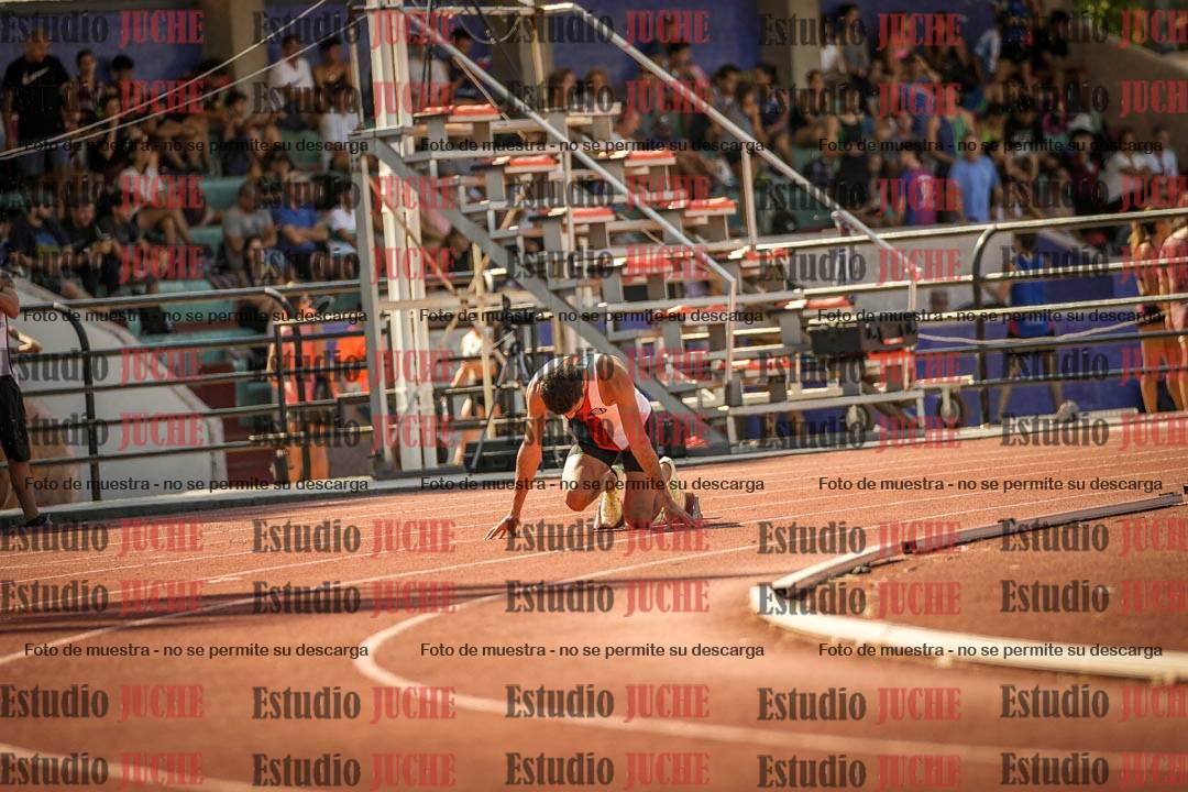 Fotos de los 400 m llanos de varones