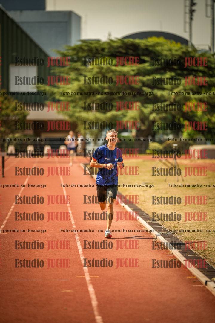 Fotos de los 3000 m con obstáculos de varones