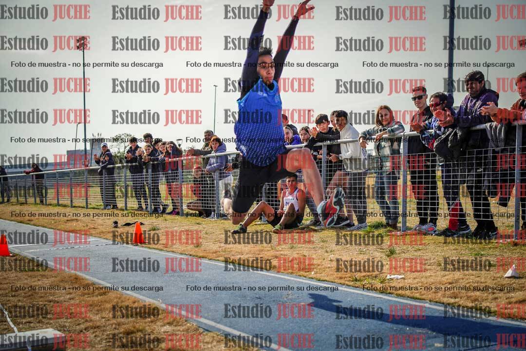 Fotos del salto triple de varones