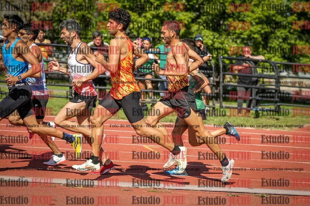 Fotos de los 5000 m llanos de varones