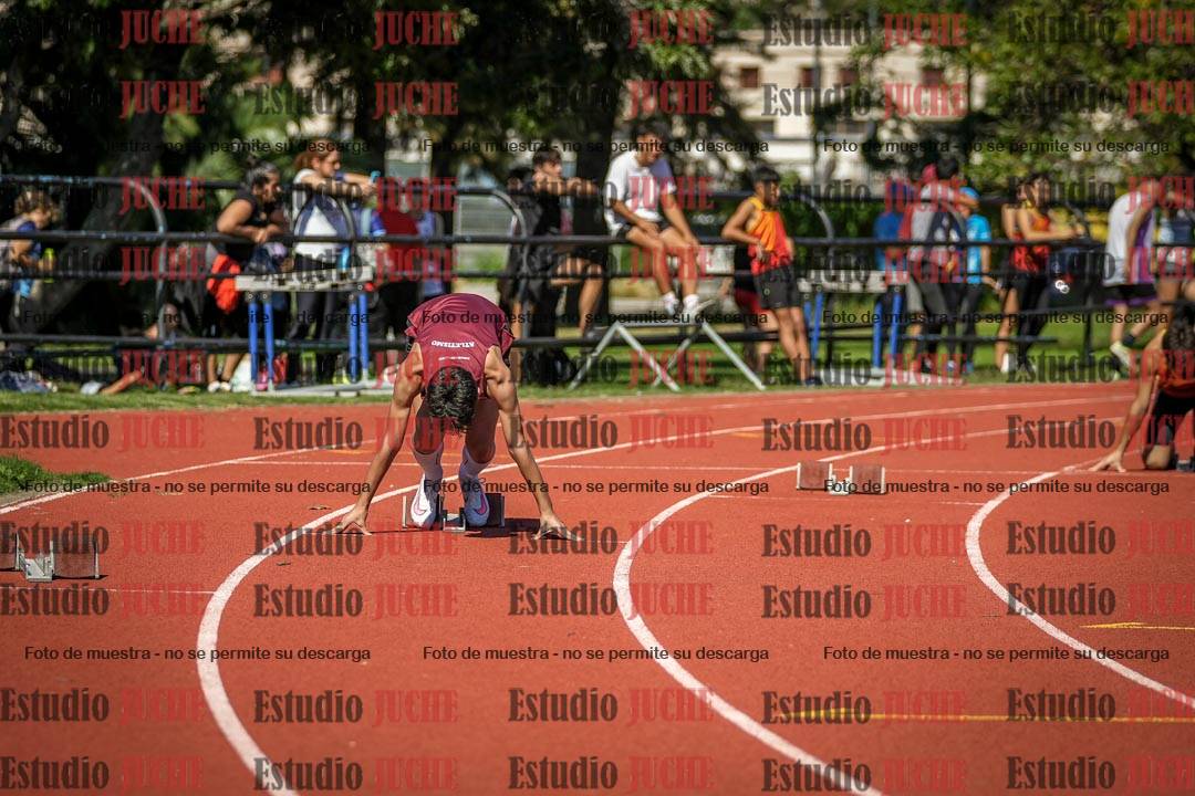 Fotos de los 200 m llanos de varones