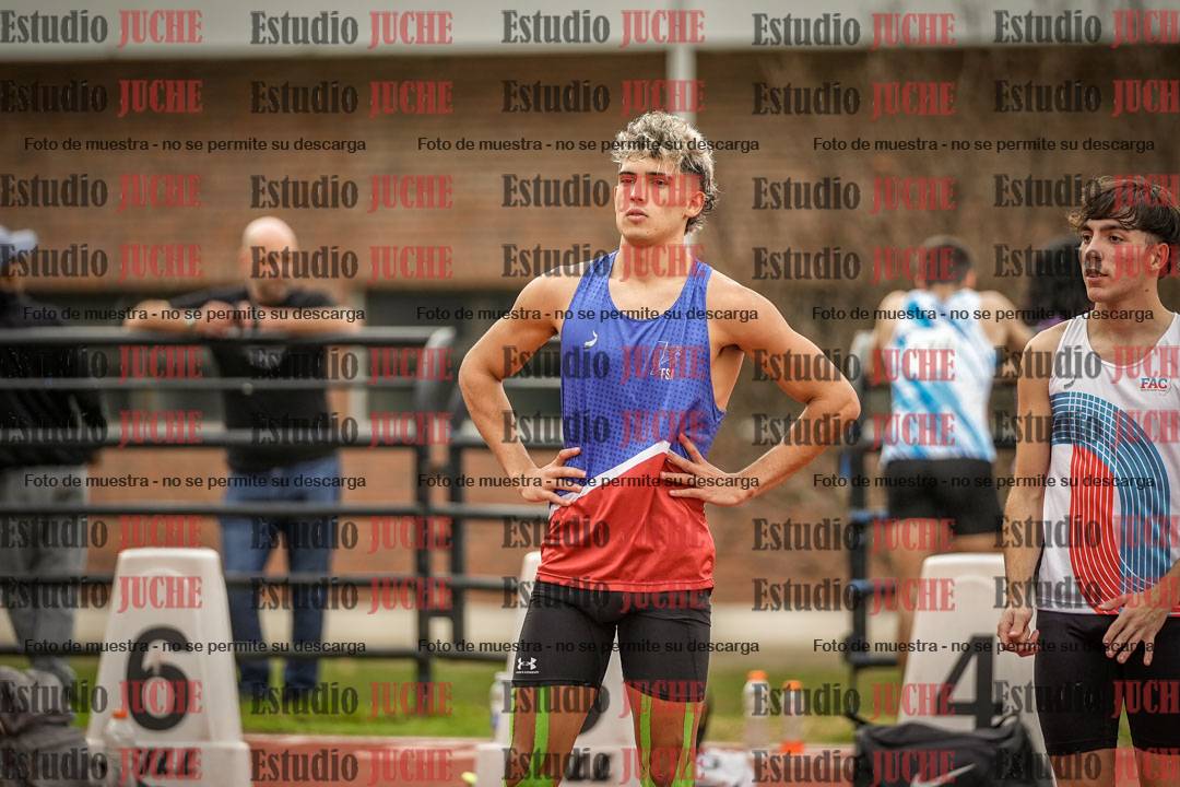 Fotos de los 100 m llanos de varones - FINAL