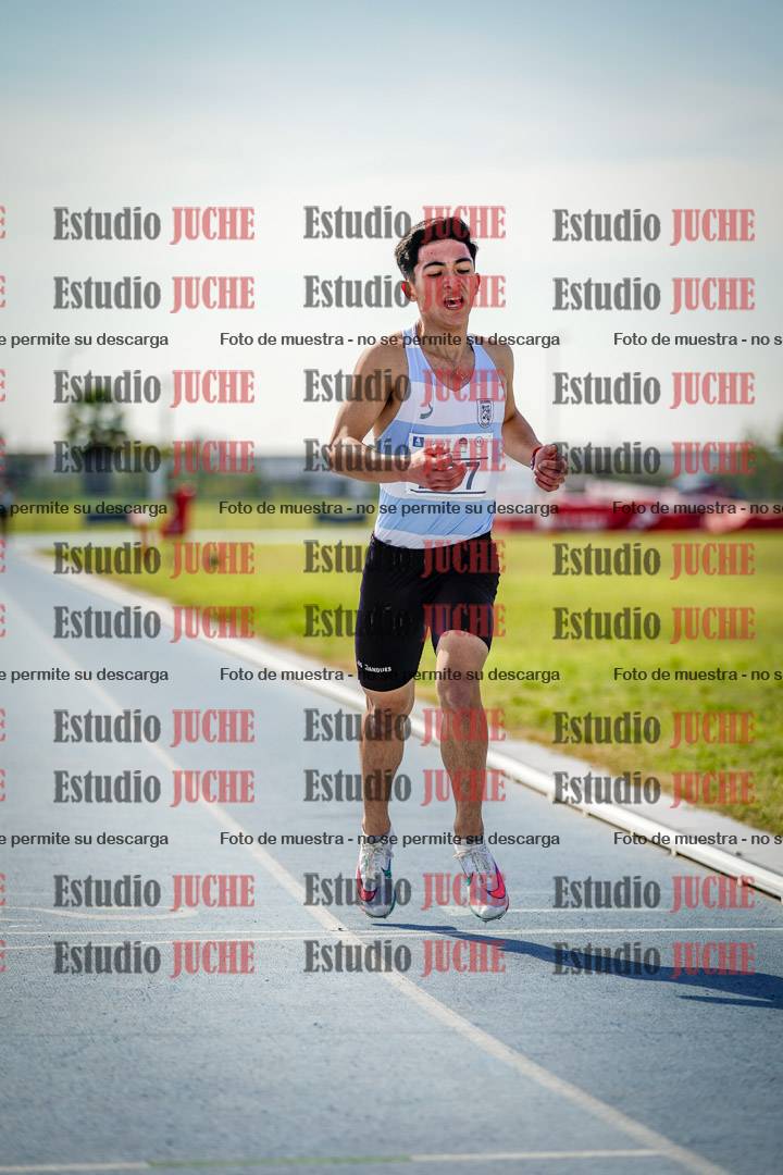 Fotos de los 3000 m llanos de varones
