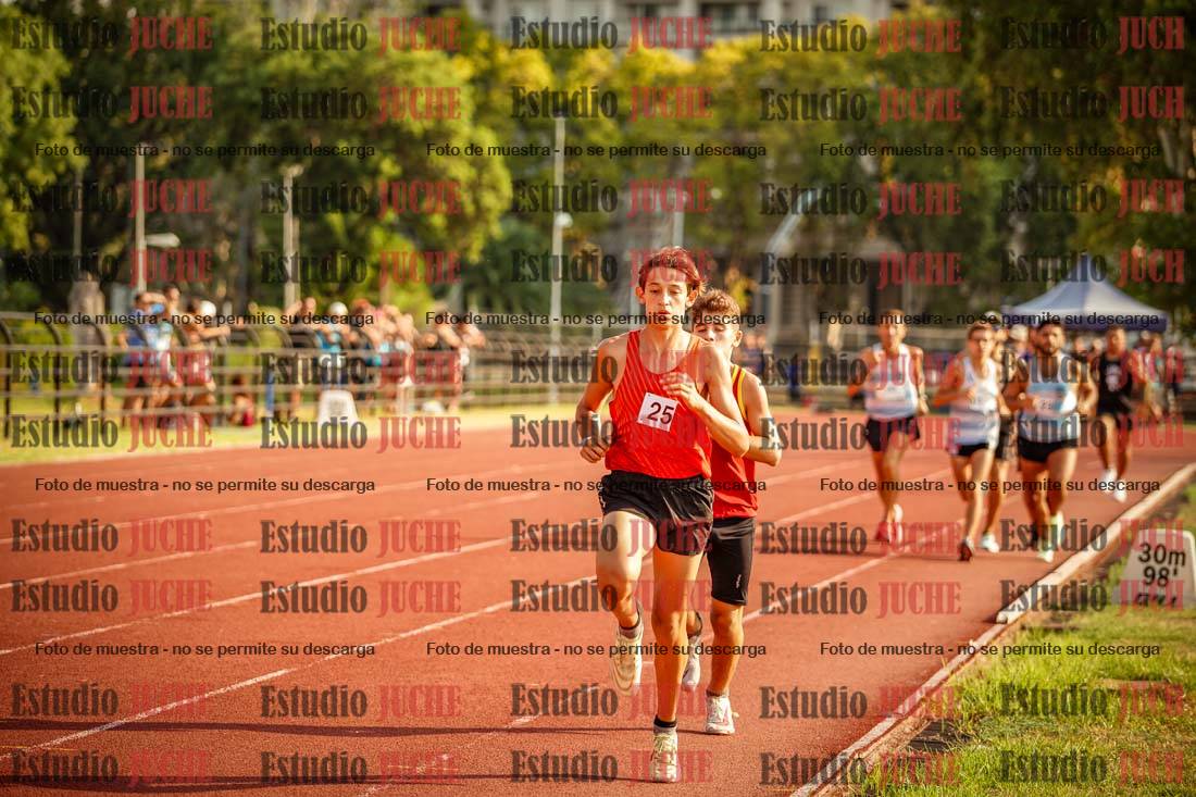 Fotos de los 1500 m llanos de varones
