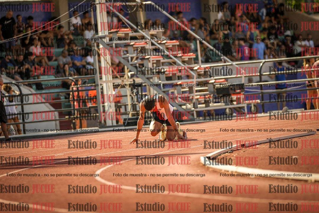 Fotos de los 400 m llanos de varones