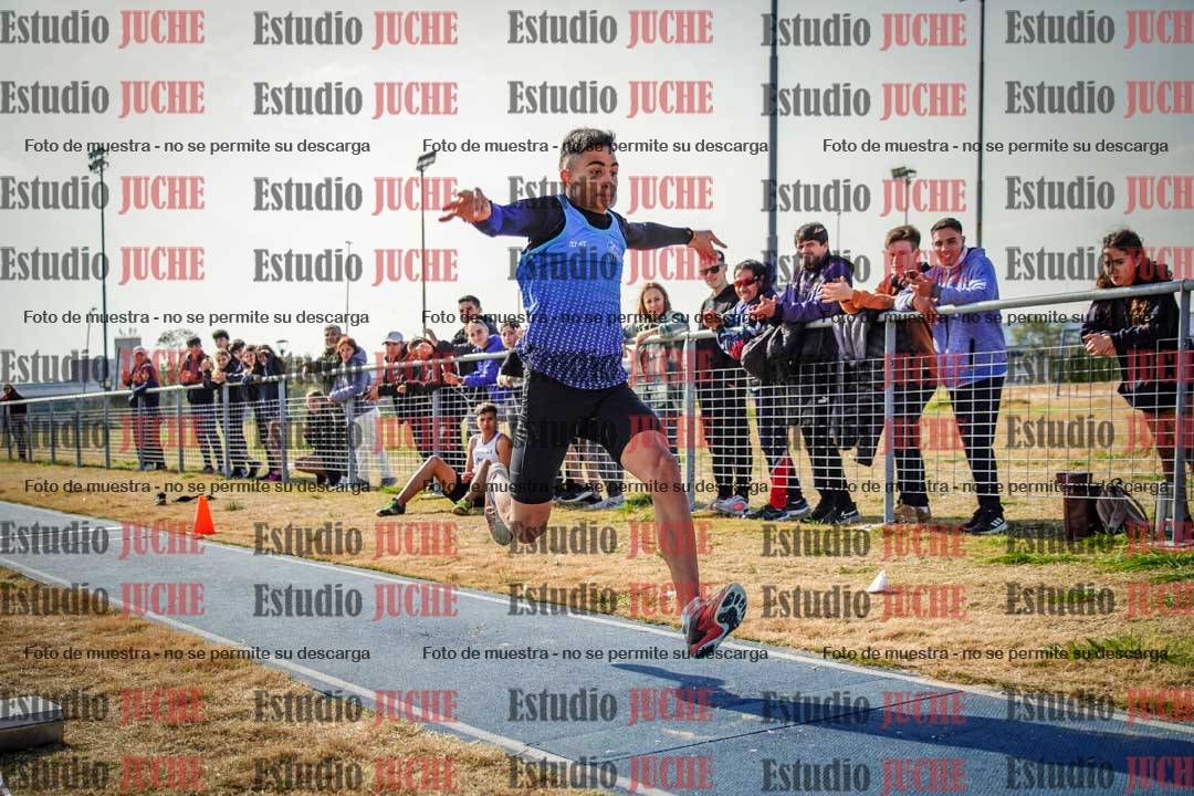 Fotos del salto triple de varones