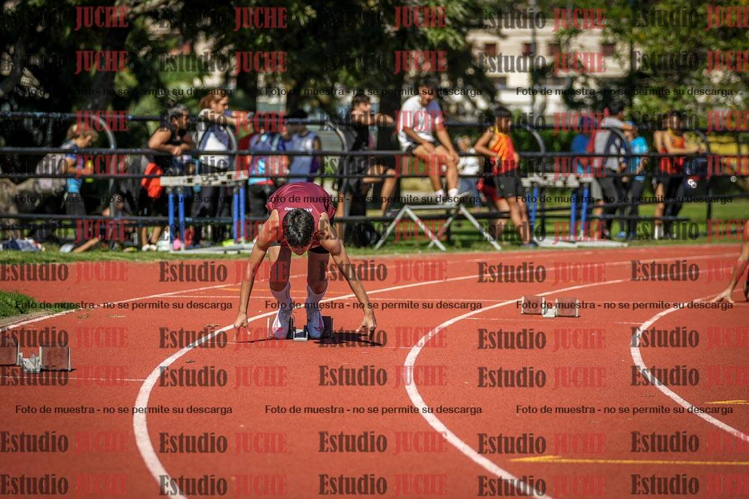Fotos de los 200 m llanos de varones