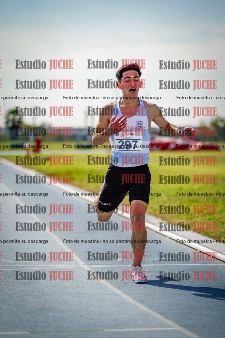 Fotos de los 3000 m llanos de varones