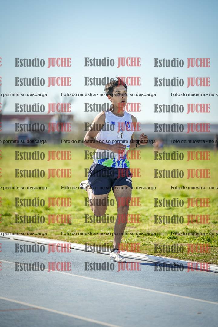 Fotos de los 5000 m llanos de mujeres y varones