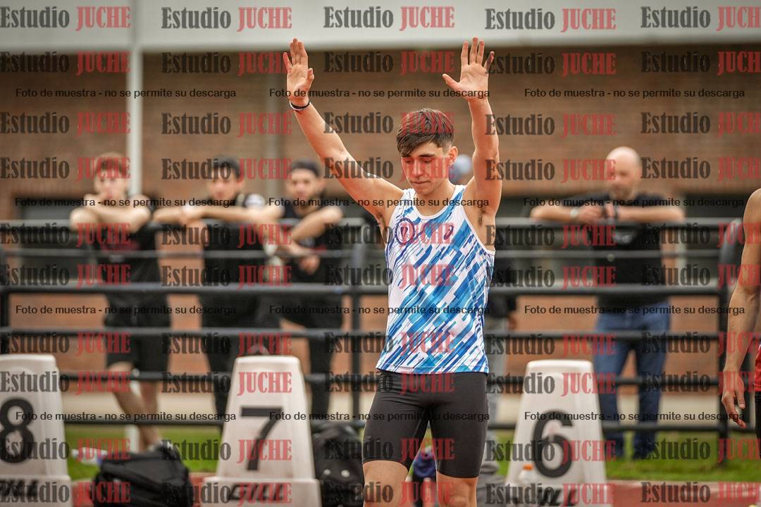 Fotos de los 100 m llanos de varones - FINAL