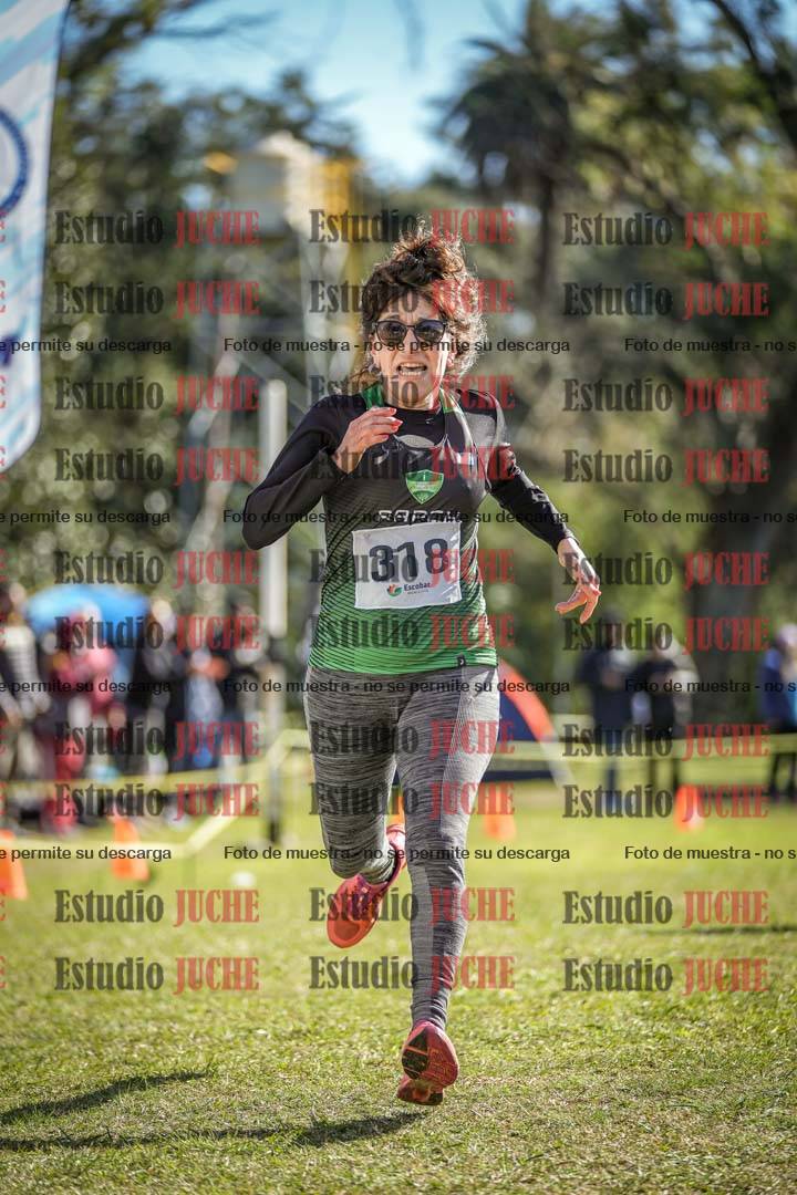 Fotos de la llegada del cross de 1500 m