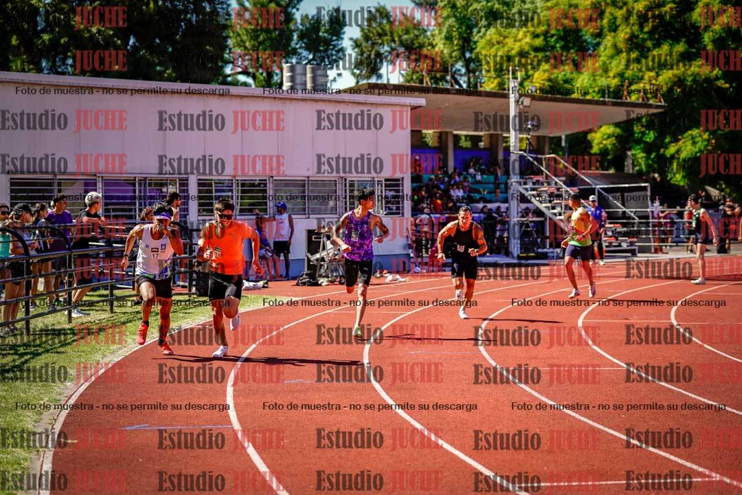 Fotos de los 800 m llanos de varones
