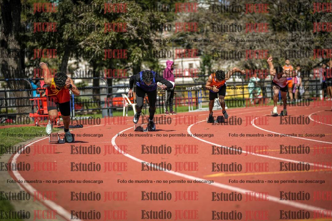 Fotos de los 200 m llanos de varones