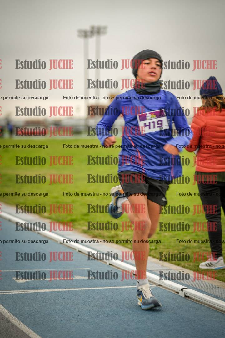 Fotos de los 2000 m llanos de mujeres U14 y U17 - varones U14