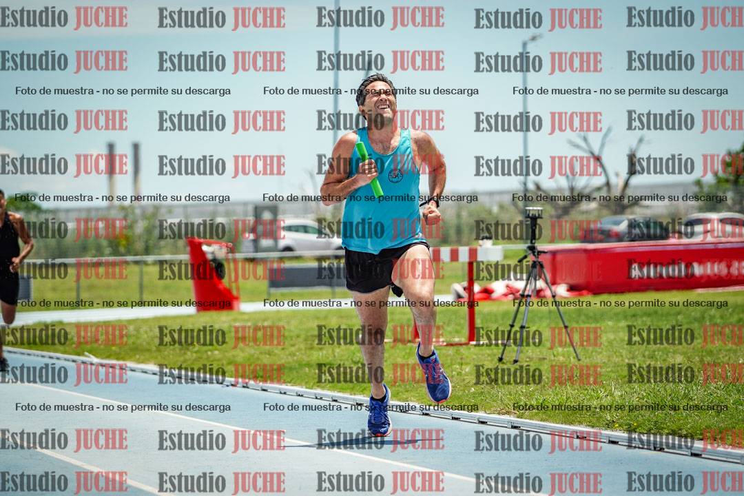 Fotos de las llegadas de los relevos 20' para running teams - serie 2