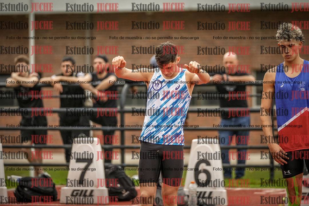 Fotos de los 100 m llanos de varones - FINAL