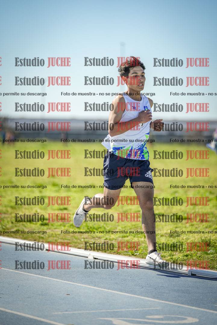 Fotos de los 5000 m llanos de mujeres y varones