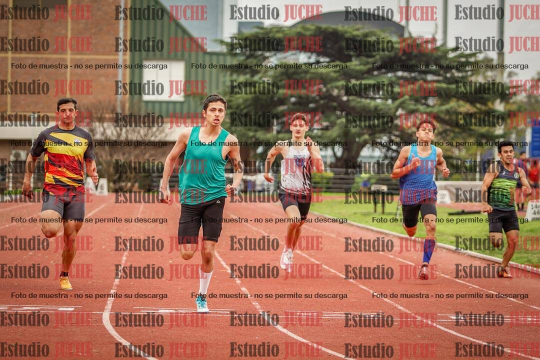 Fotos de los 200 m llanos de varones