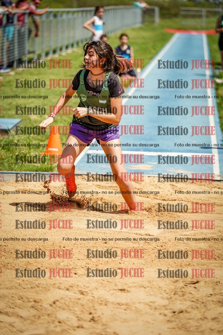 Fotos del salto en largo de mujeres - U12