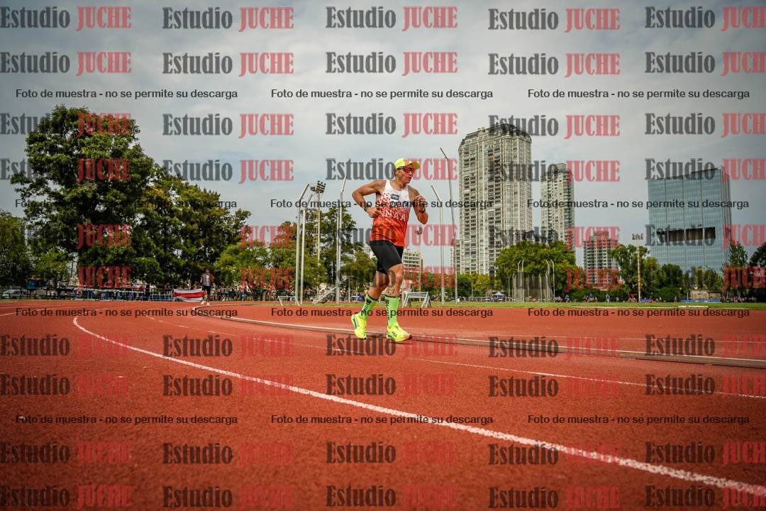 Fotos de los 3000 m llanos de varones