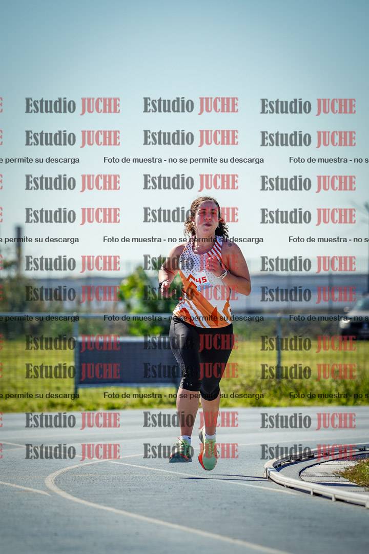 Fotos de los 5000 m llanos de mujeres y varones