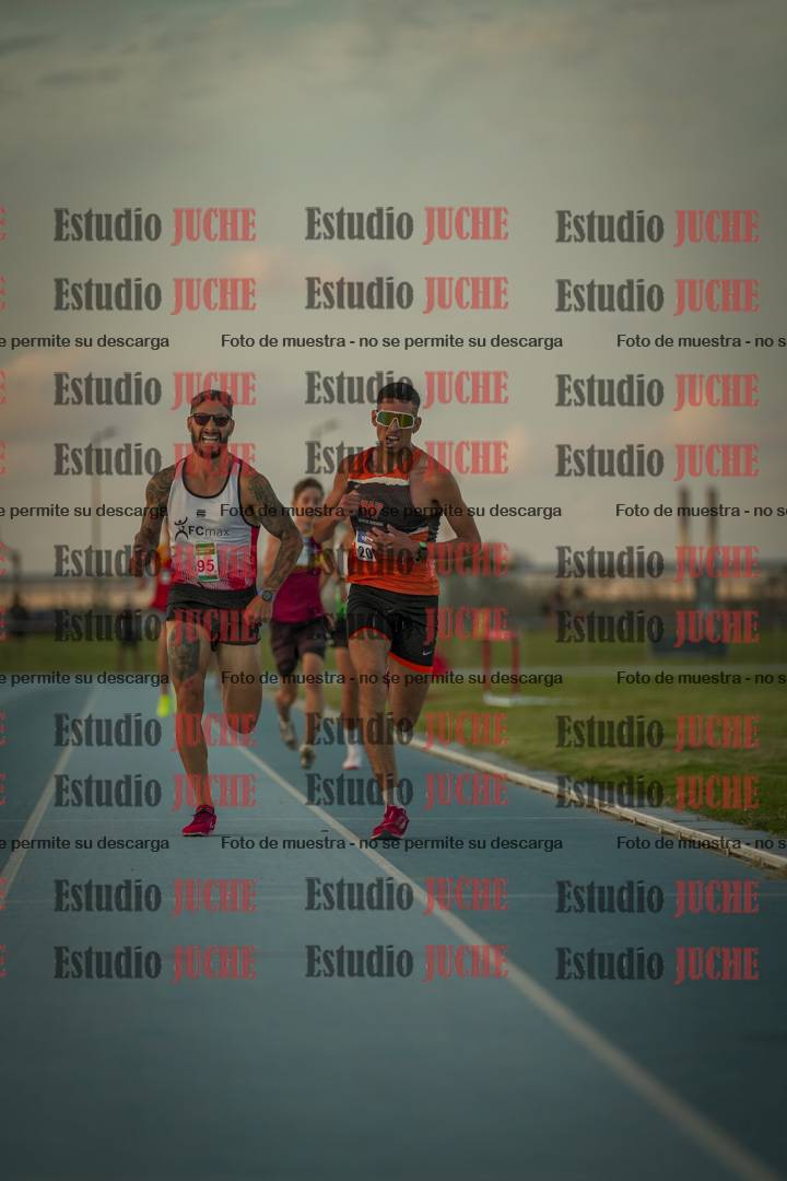 Fotos de los 3000 m llanos de varones