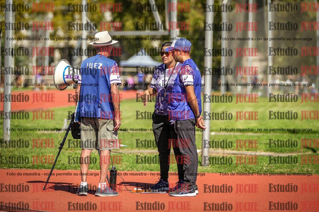 Fotos de los 200 m llanos de varones