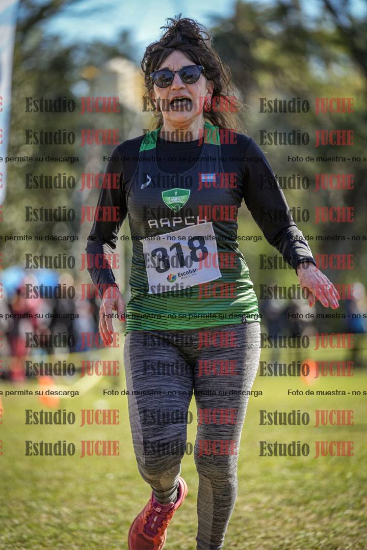 Fotos de la llegada del cross de 1500 m