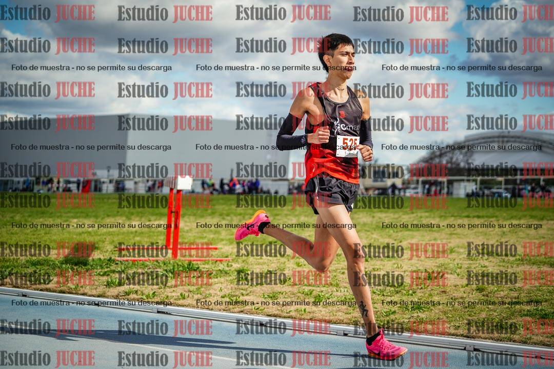 Fotos de los 5000 m llanos de varones