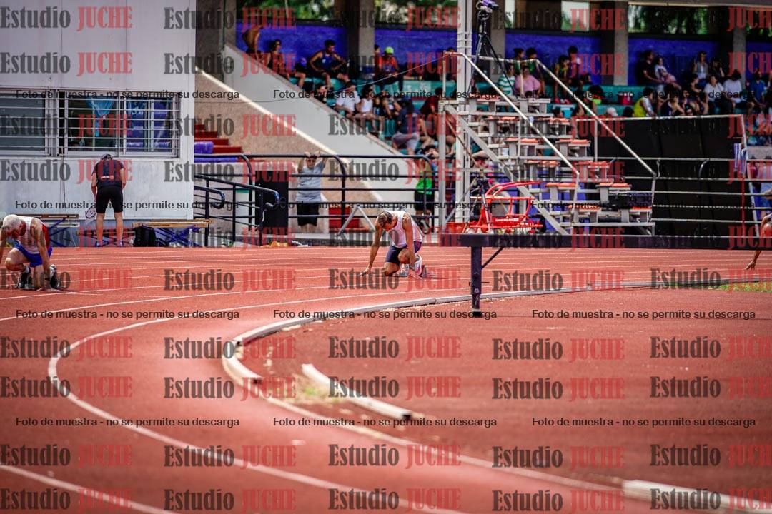 Fotos de los 400 m llanos de varones