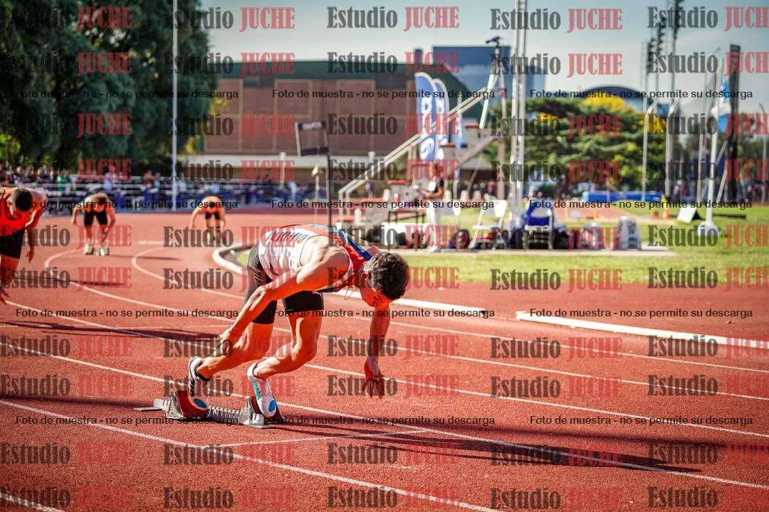 Fotos de los 400 m llanos de varones