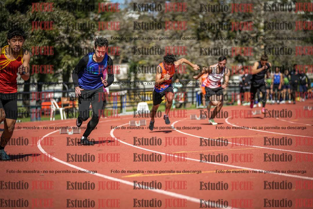 Fotos de los 200 m llanos de varones