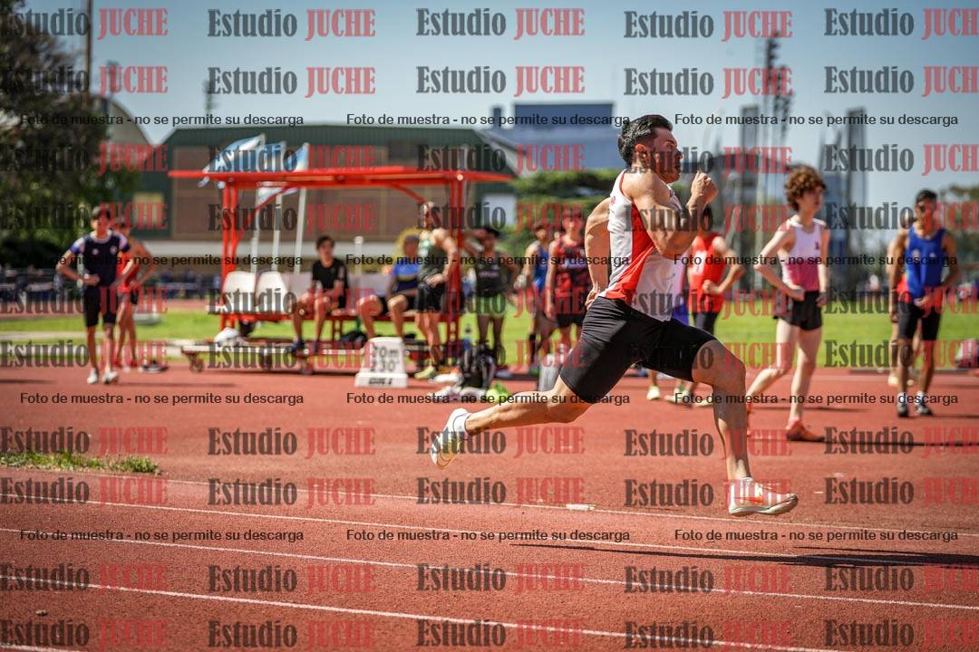 Fotos de los 400 m llanos de varones