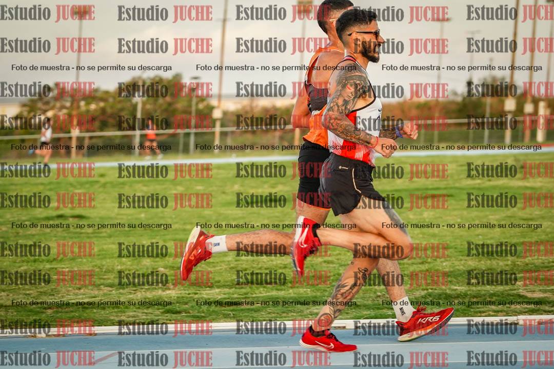 Fotos de los 3000 m llanos de varones