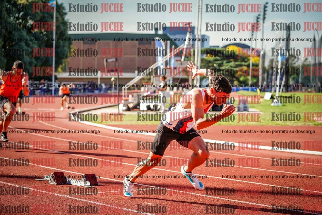 Fotos de los 400 m llanos de varones