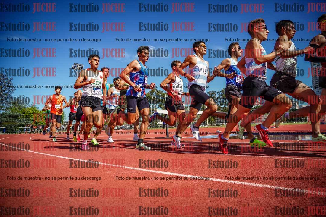 Fotos de los 5000 m llanos de varones