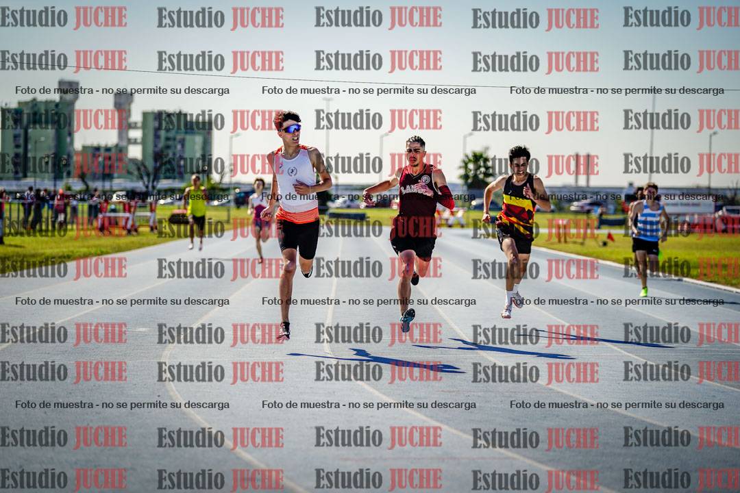 Fotos de los 400 m llanos de varones