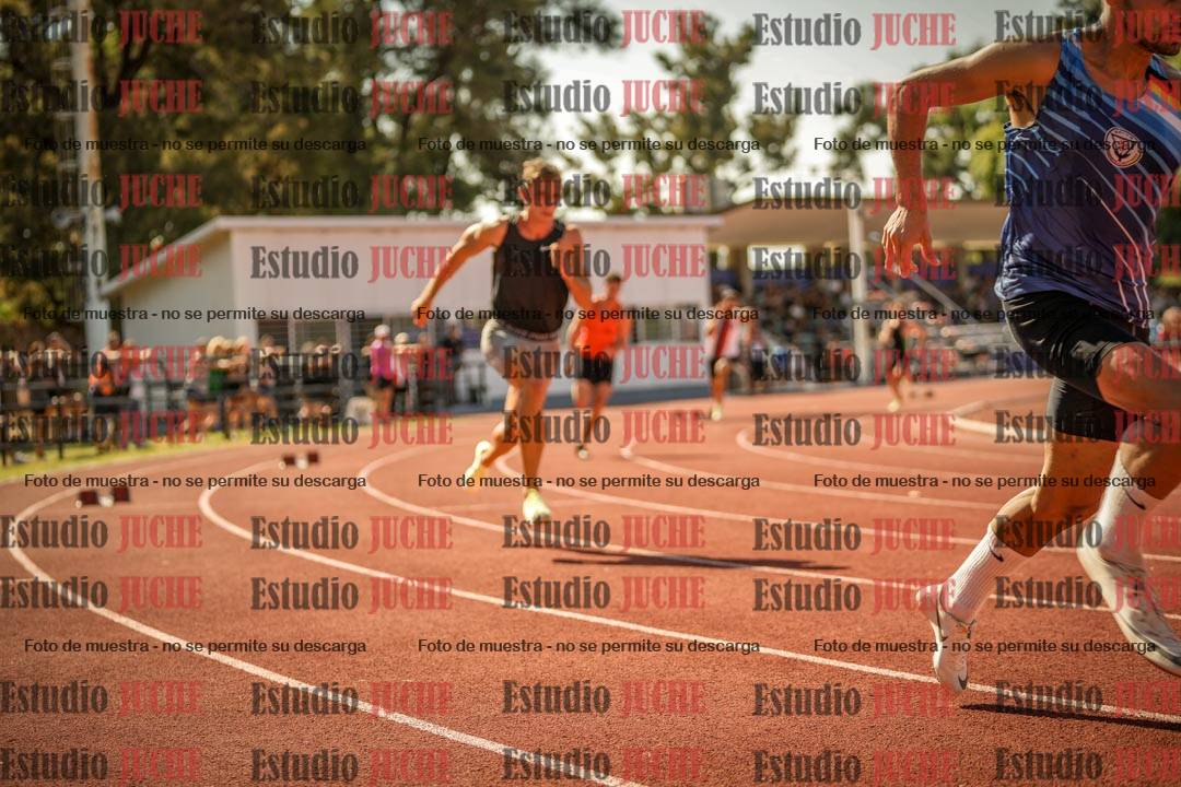 Fotos de los 400 m llanos de varones