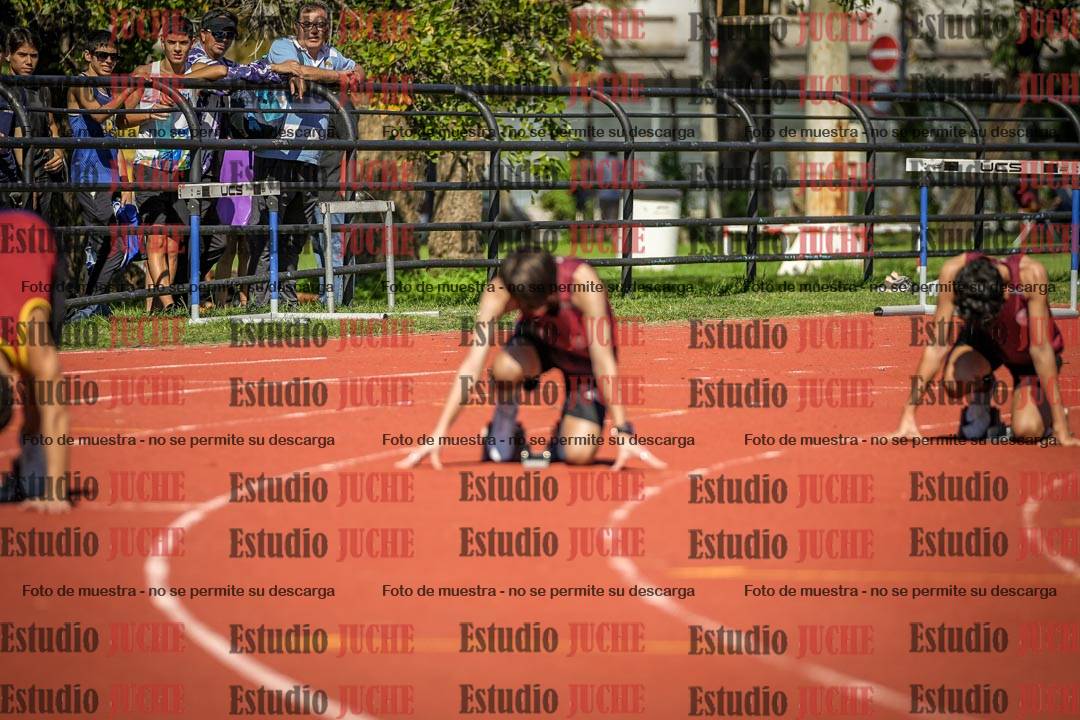 Fotos de los 200 m llanos de varones