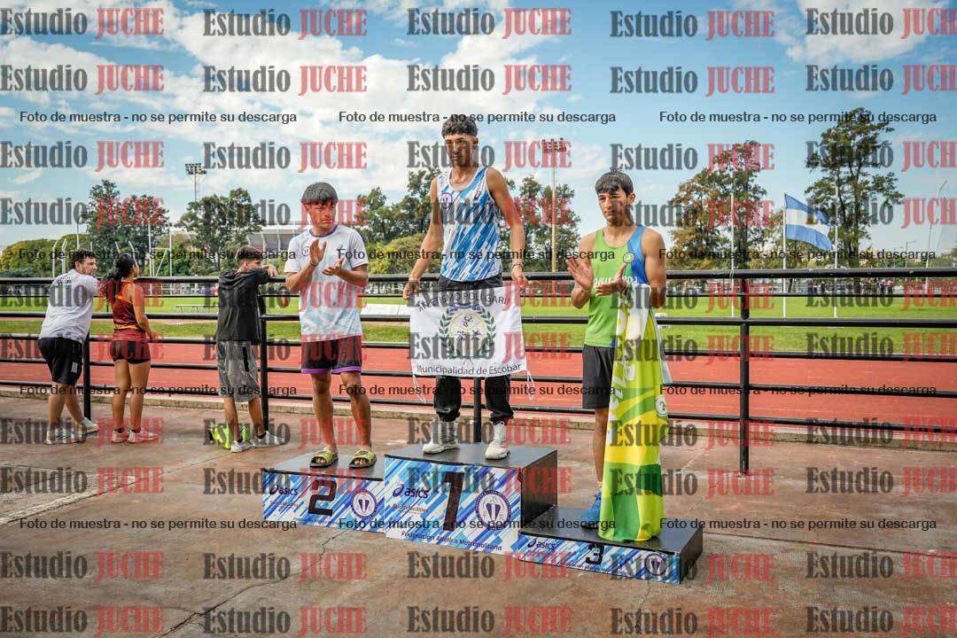 Fotos de algunos podios y extras