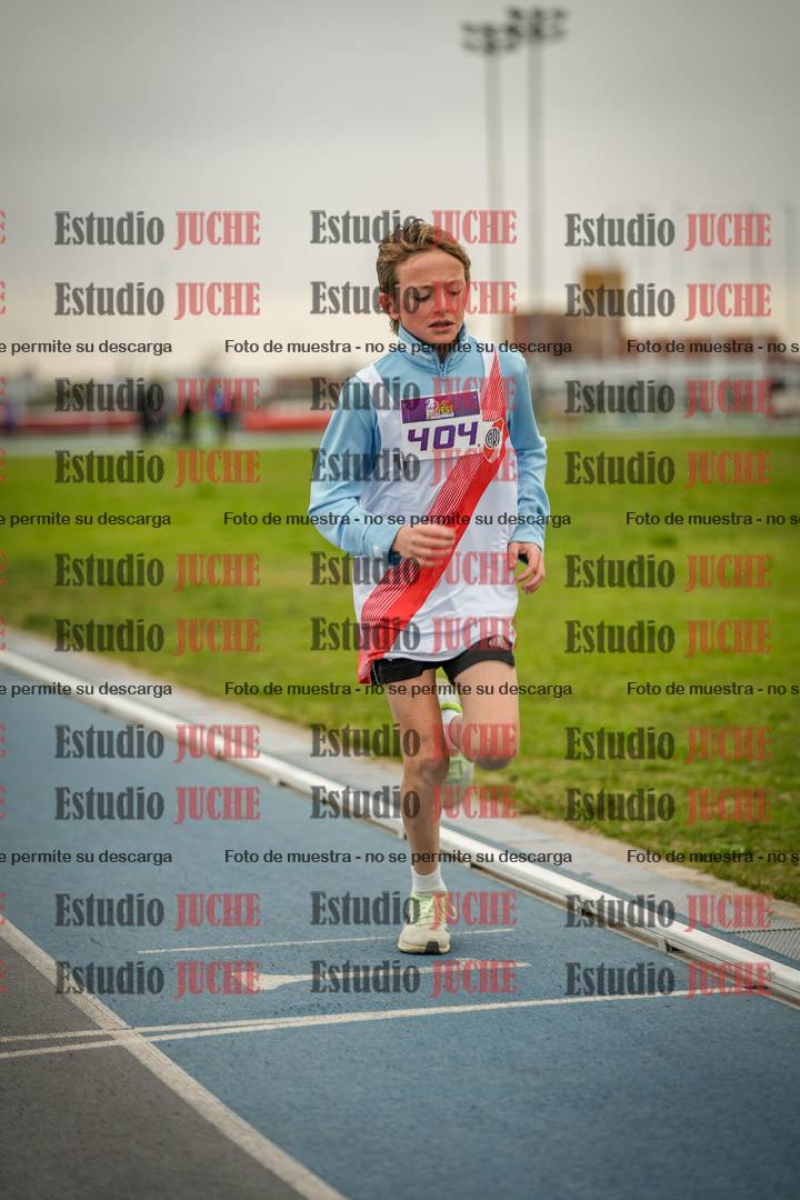 Fotos de los 2000 m llanos de mujeres U14 y U17 - varones U14