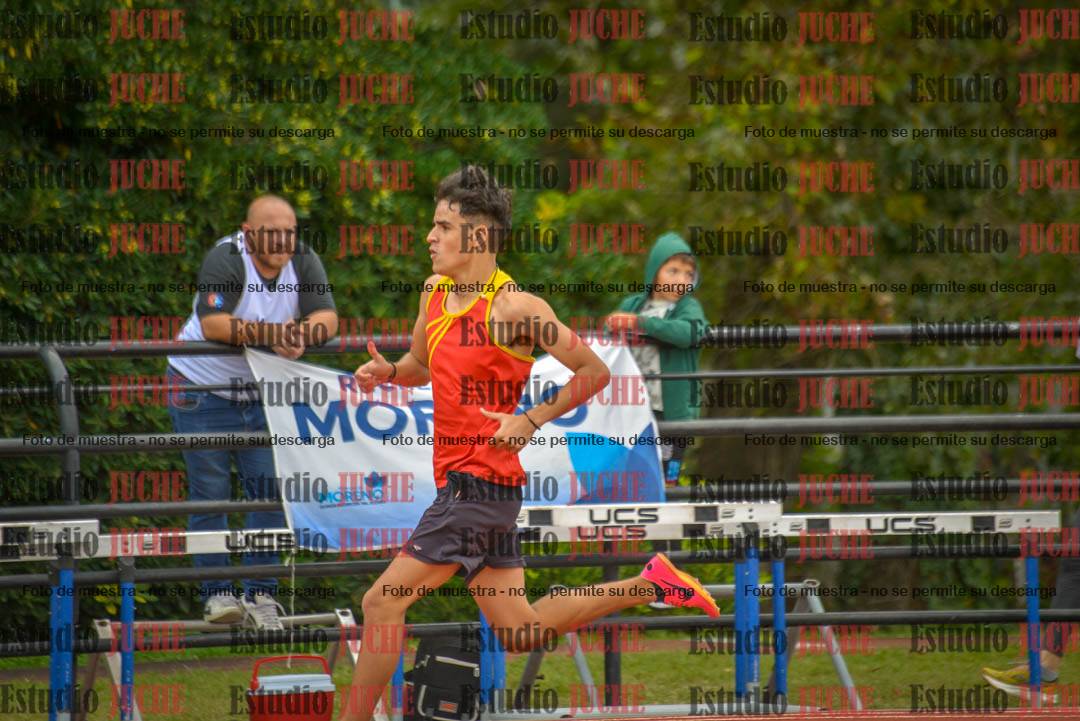Fotos de los 400 m llanos de varones